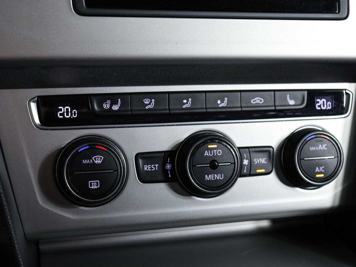 Volkswagen Passat, 2016 Фото №17