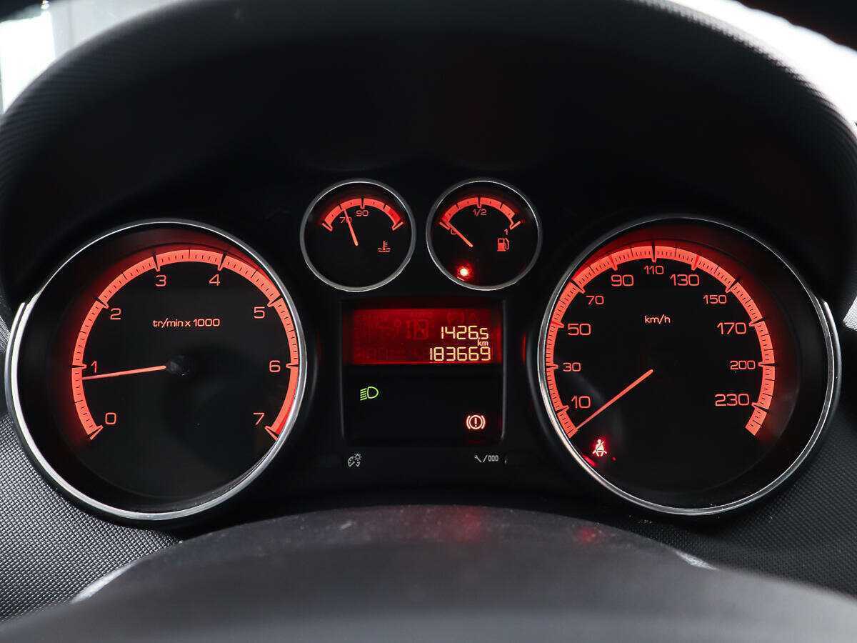 Peugeot 408, 2014 Фото №13