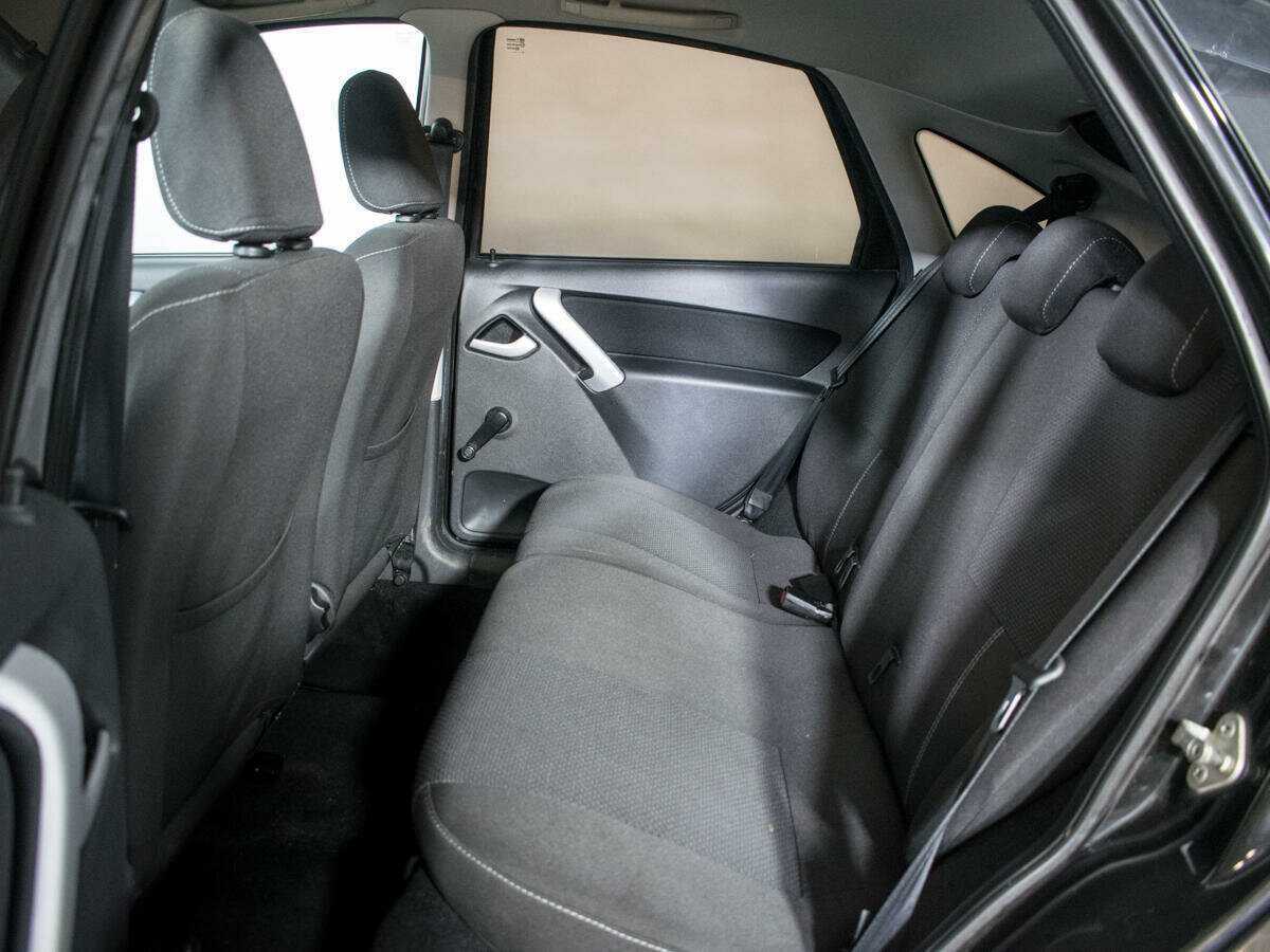 Lada (ВАЗ) Granta, 2015 Фото №10