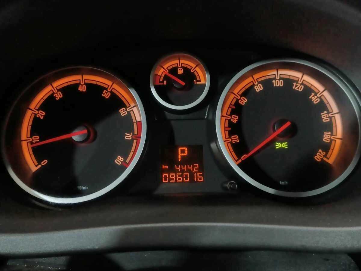 Opel Corsa, 2013 Фото №12