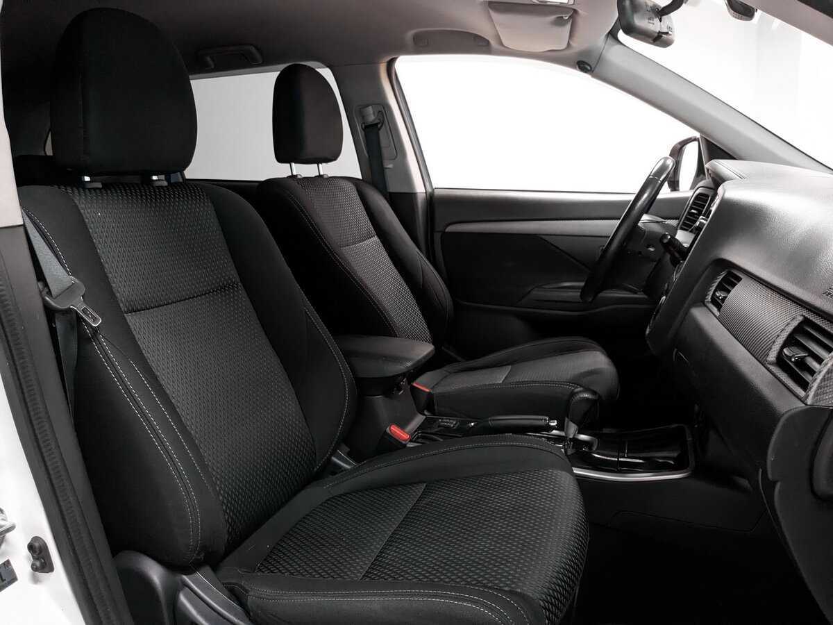 Mitsubishi Outlander, 2017 Фото №22