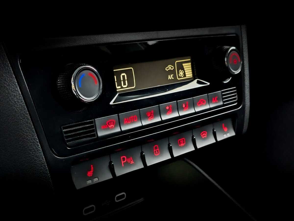 Volkswagen Polo, 2020 Фото №21