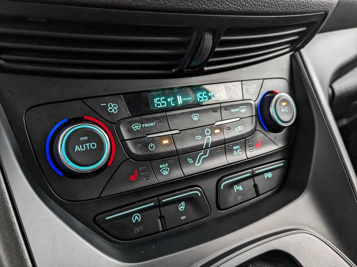 Ford C-MAX, 2016 Фото №17