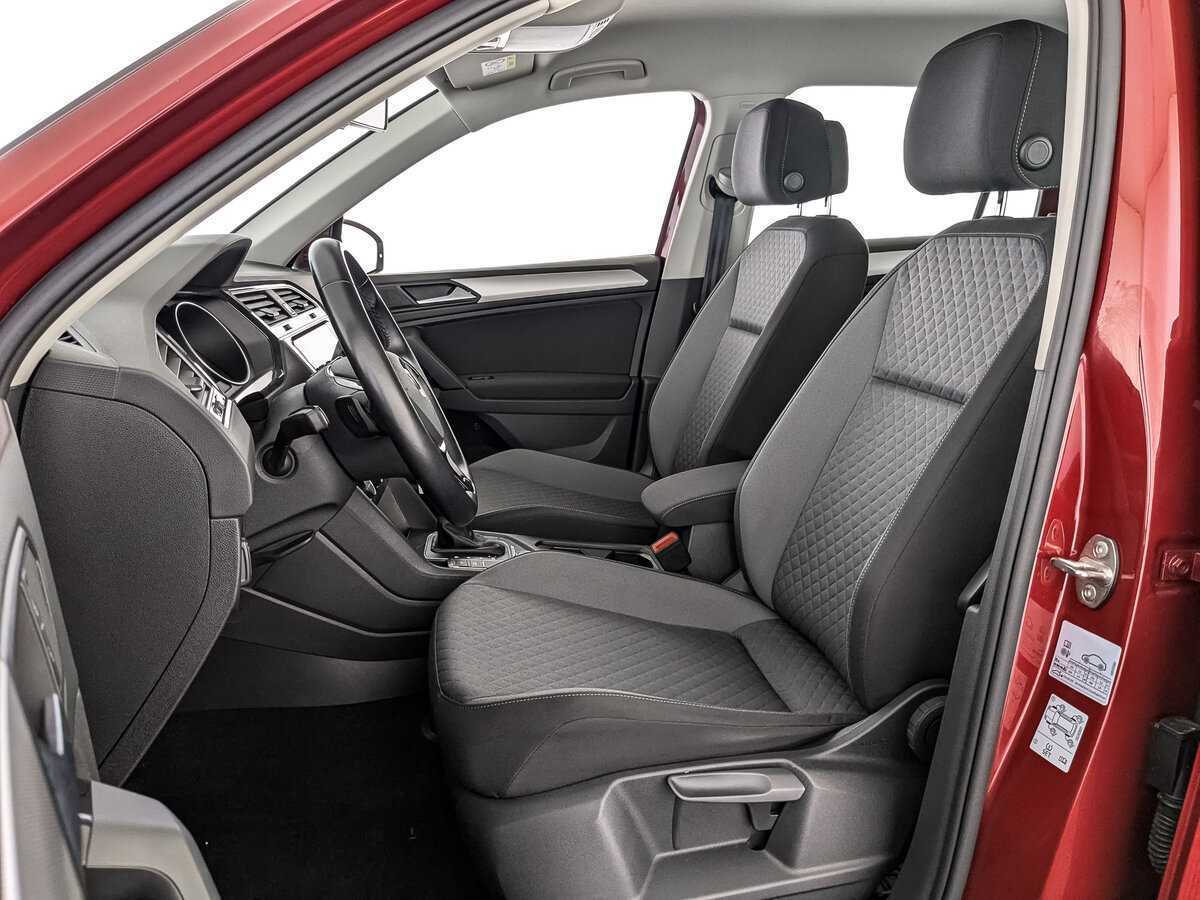 Volkswagen Tiguan, 2020 Фото №16
