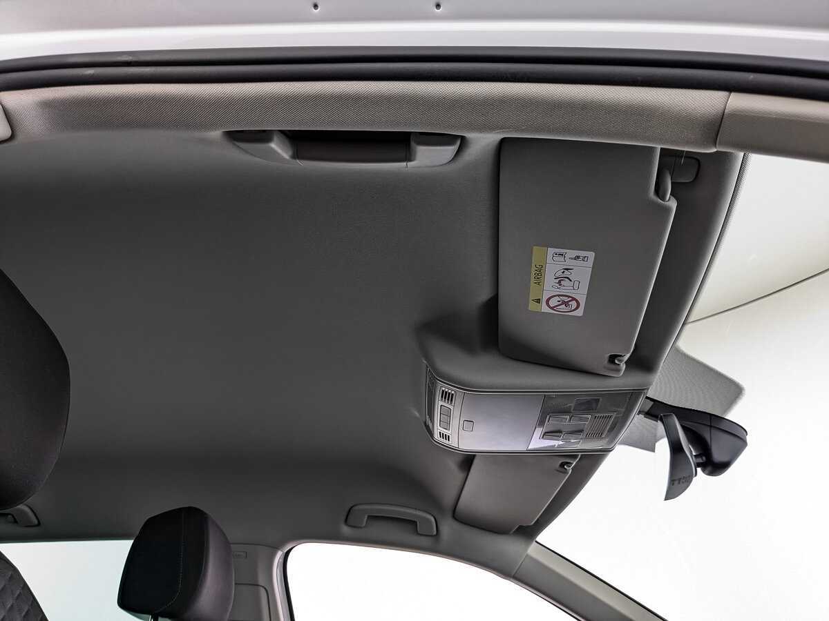 Volkswagen Tiguan, 2018 Фото №19