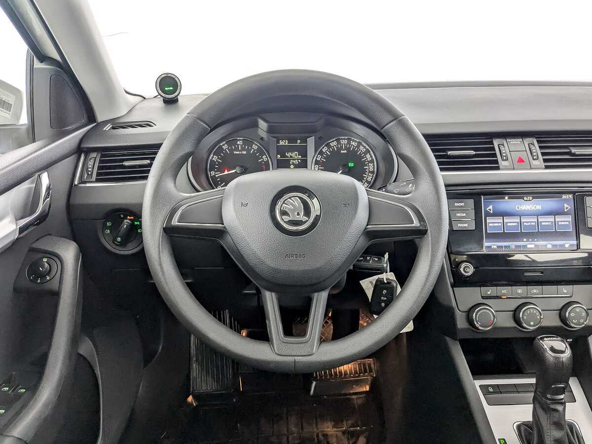 Skoda Octavia, 2017 Фото №17