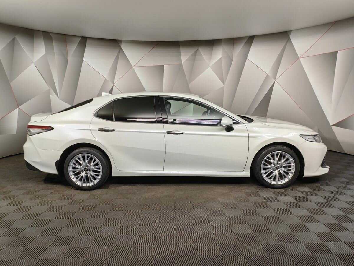 Toyota Camry, 2020 Фото №6