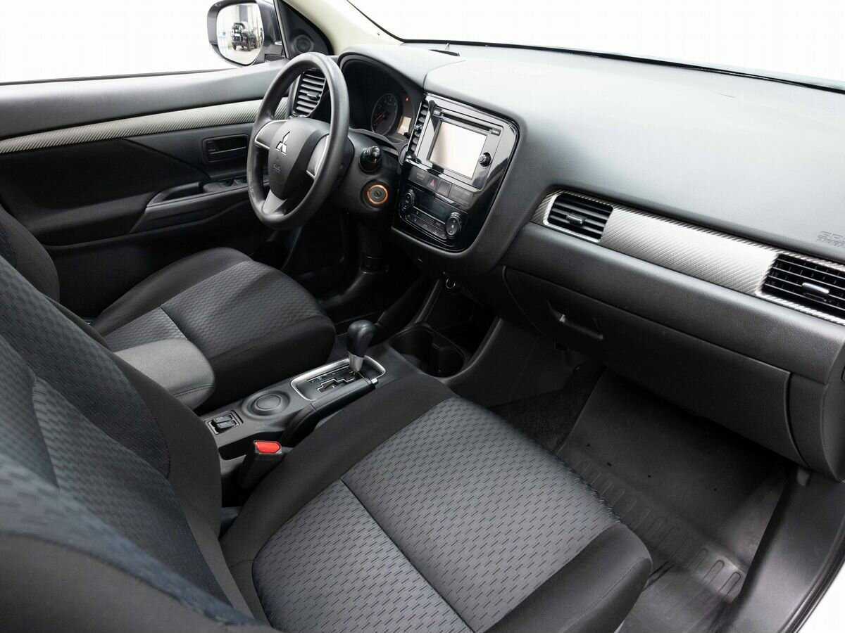 Mitsubishi Outlander, 2014 Фото №11