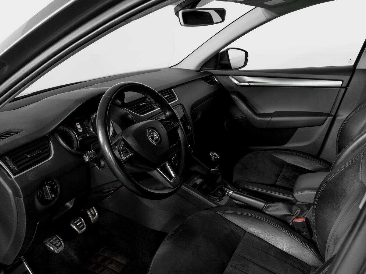 Skoda Octavia, 2018 Фото №16