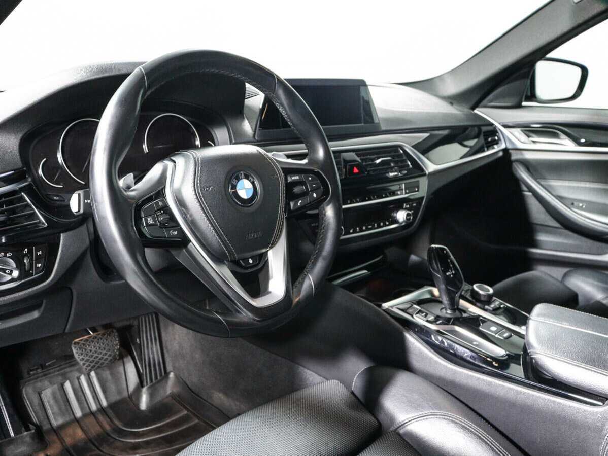 BMW 5 серии 520d, 2019 Фото №12
