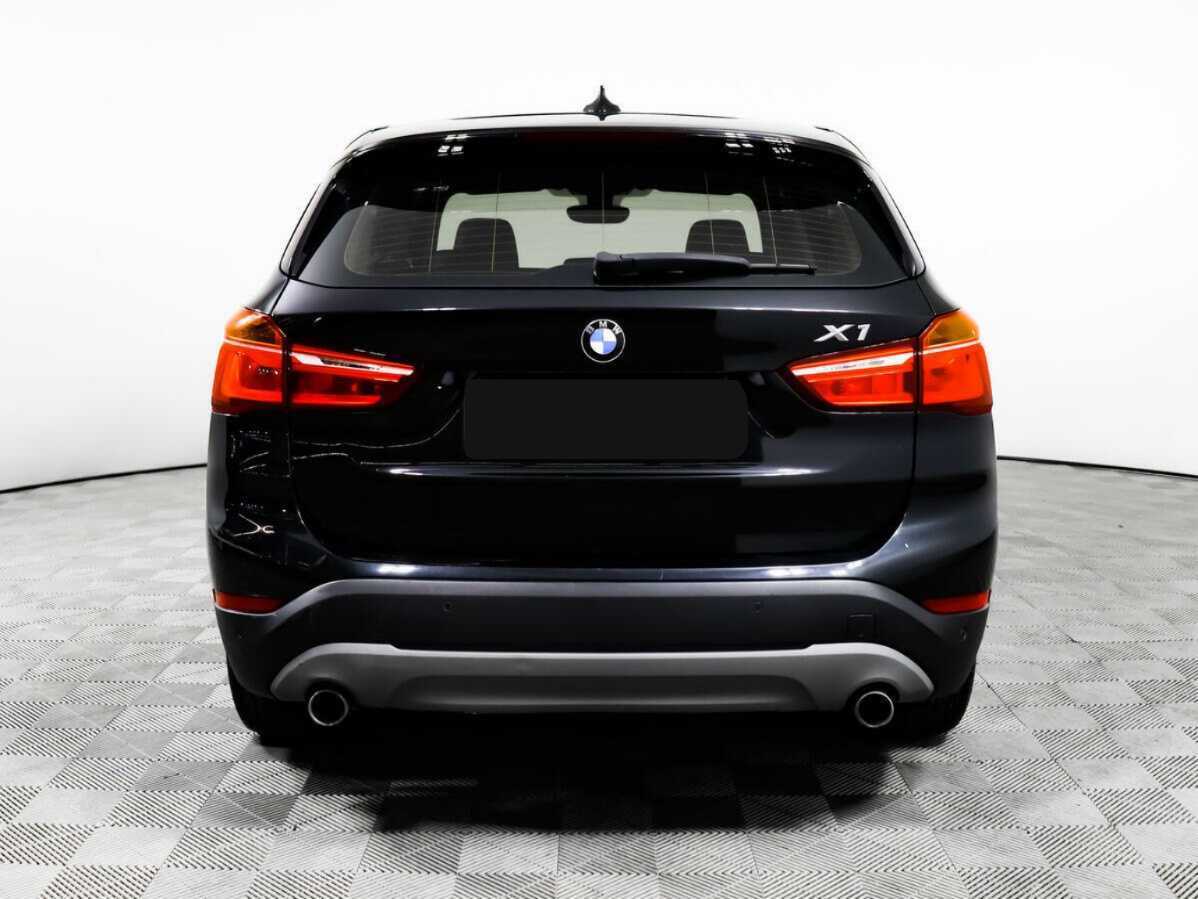 BMW X1 20i xDrive, 2017 Фото №6