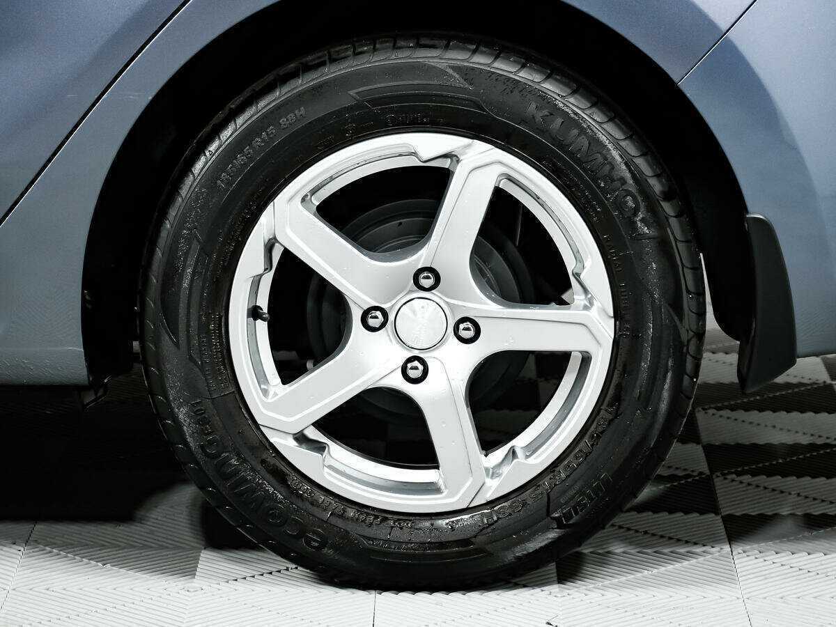 Kia Rio, 2018 Фото №14