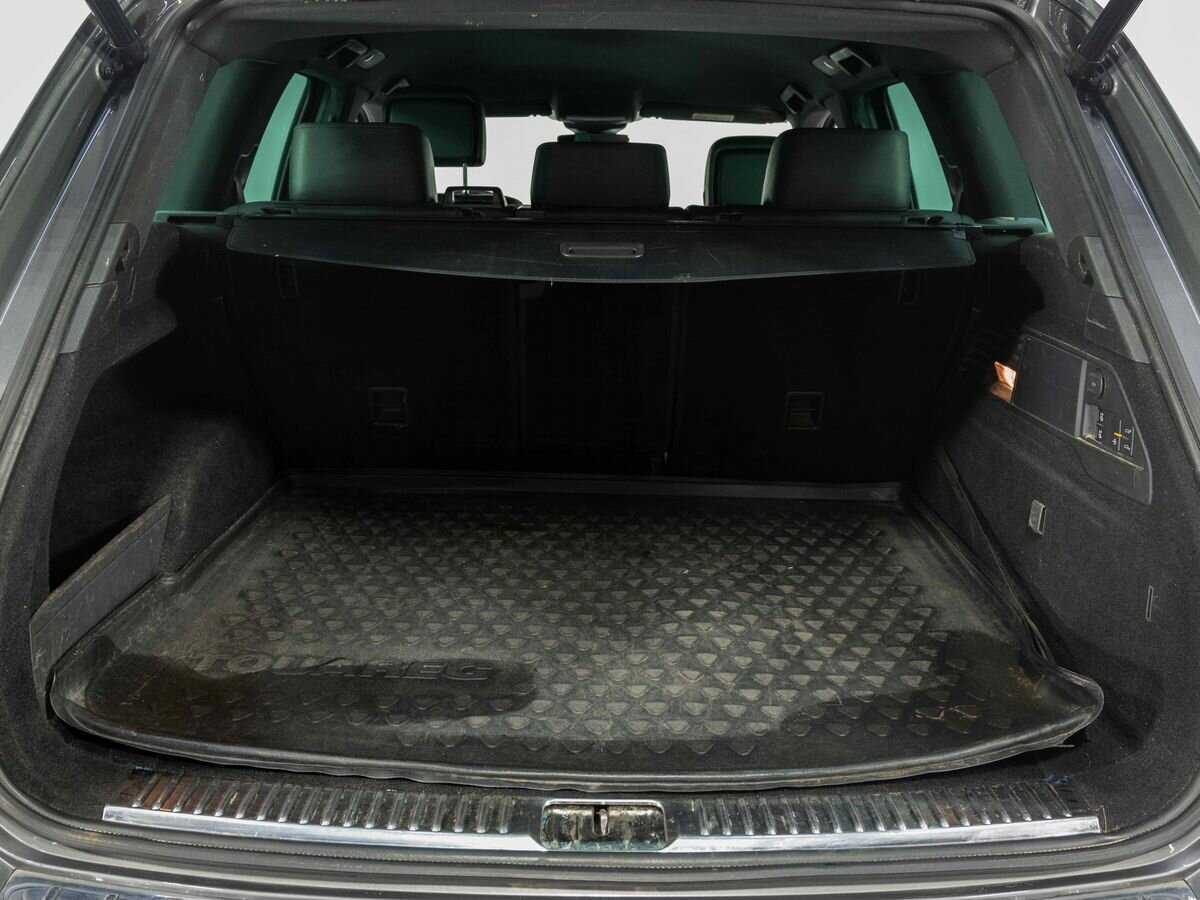 Volkswagen Touareg, 2017 Фото №26