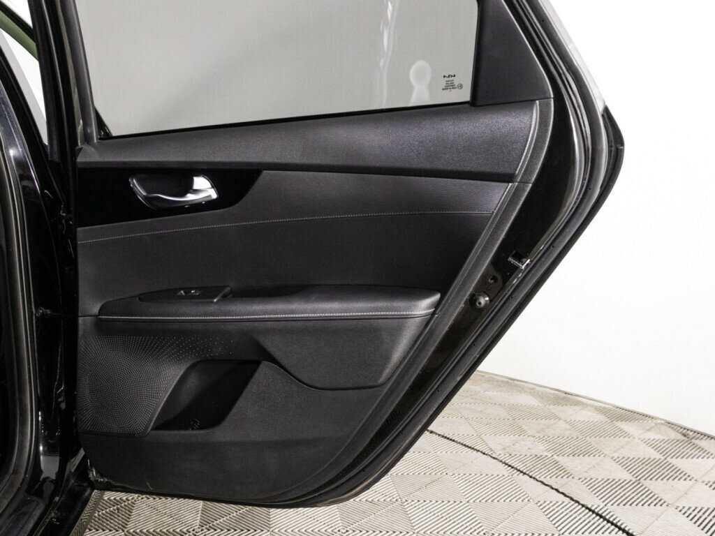 Kia Cerato, 2022 Фото №27