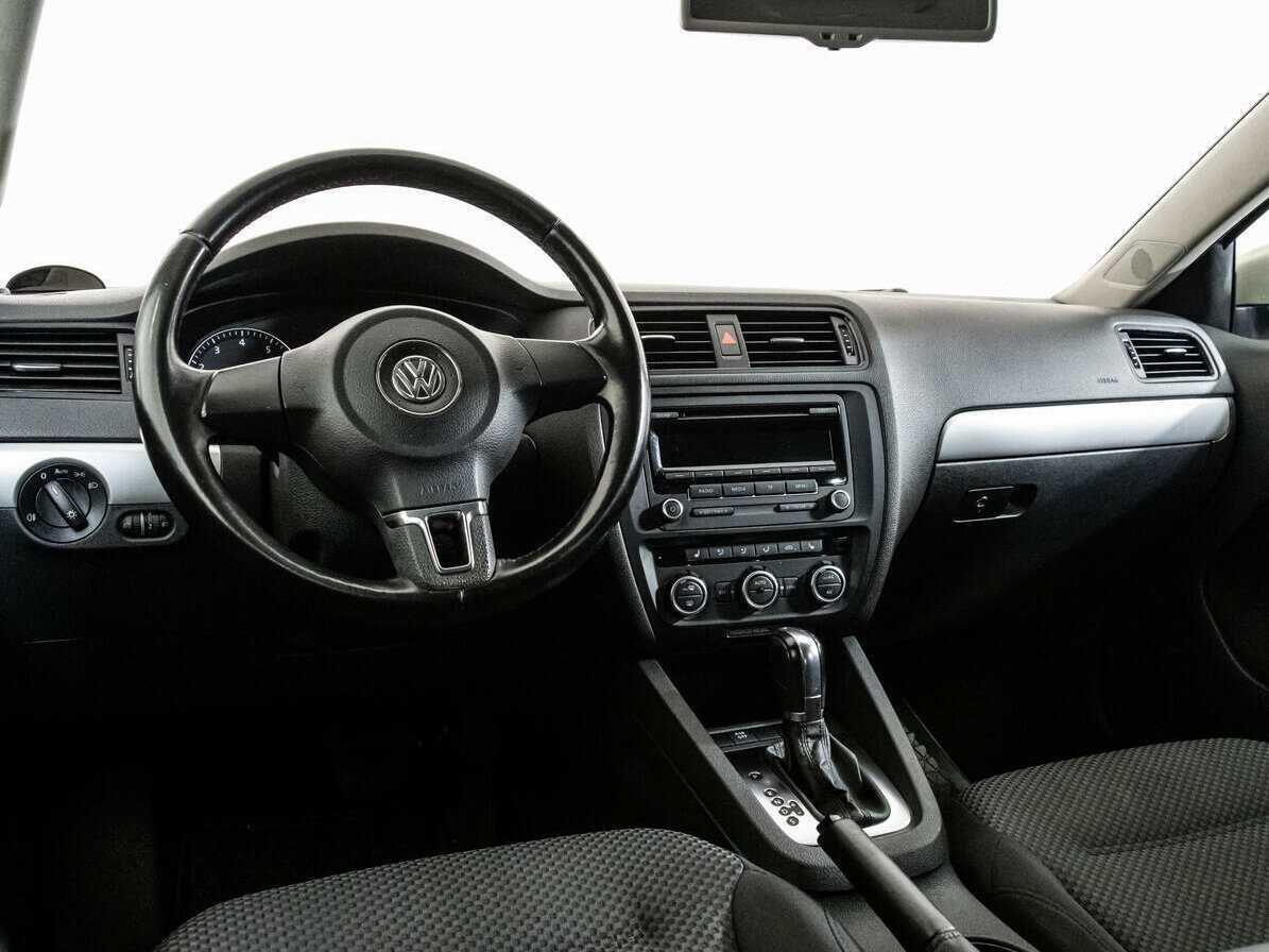 Volkswagen Jetta, 2012 Фото №9