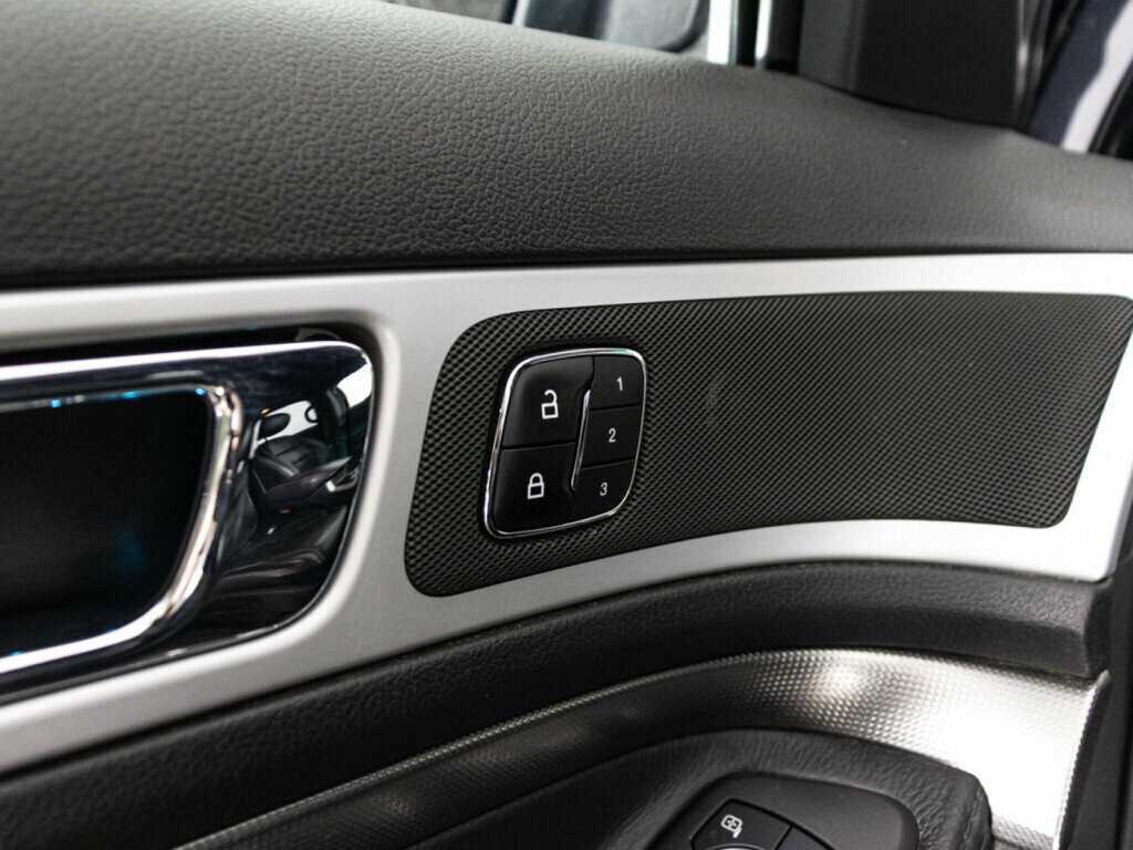 Ford Explorer Sport, 2013 Фото №19