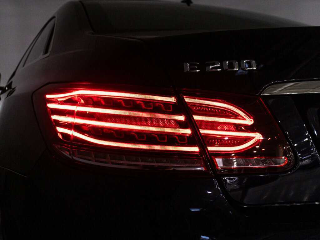 Mercedes-Benz E-Класс 200, 2015 Фото №25