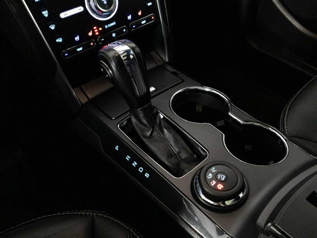 Ford Explorer, 2018 Фото №20