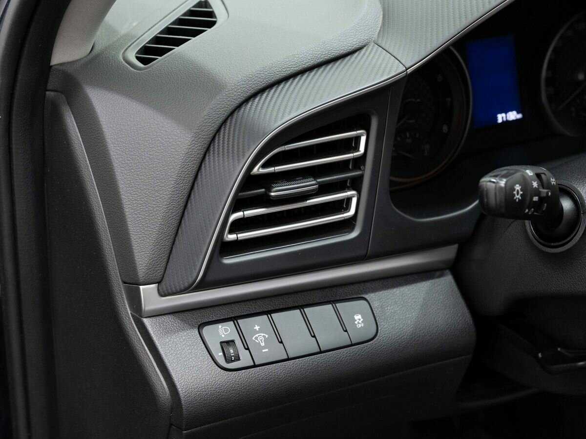 Hyundai Elantra, 2020 Фото №20