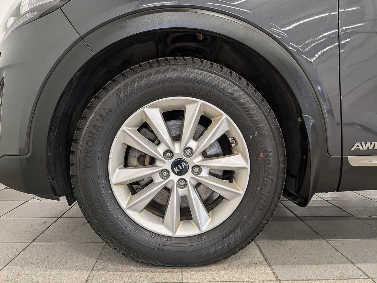 Kia Sorento, 2018 Фото №12