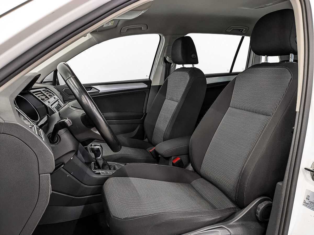 Volkswagen Tiguan, 2021 Фото №20