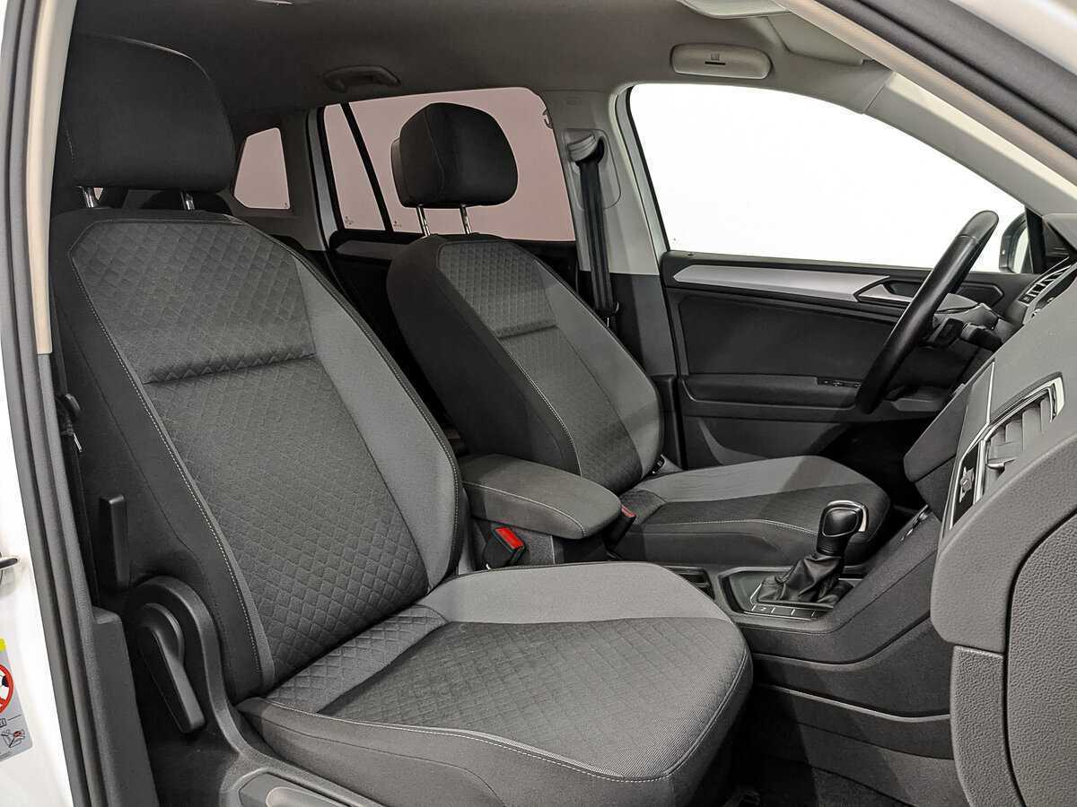 Volkswagen Tiguan, 2020 Фото №24