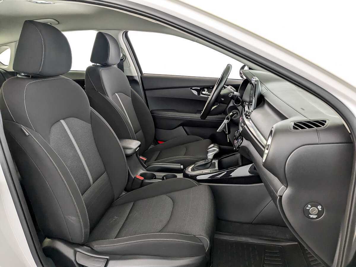 Kia Cerato, 2020 Фото №23