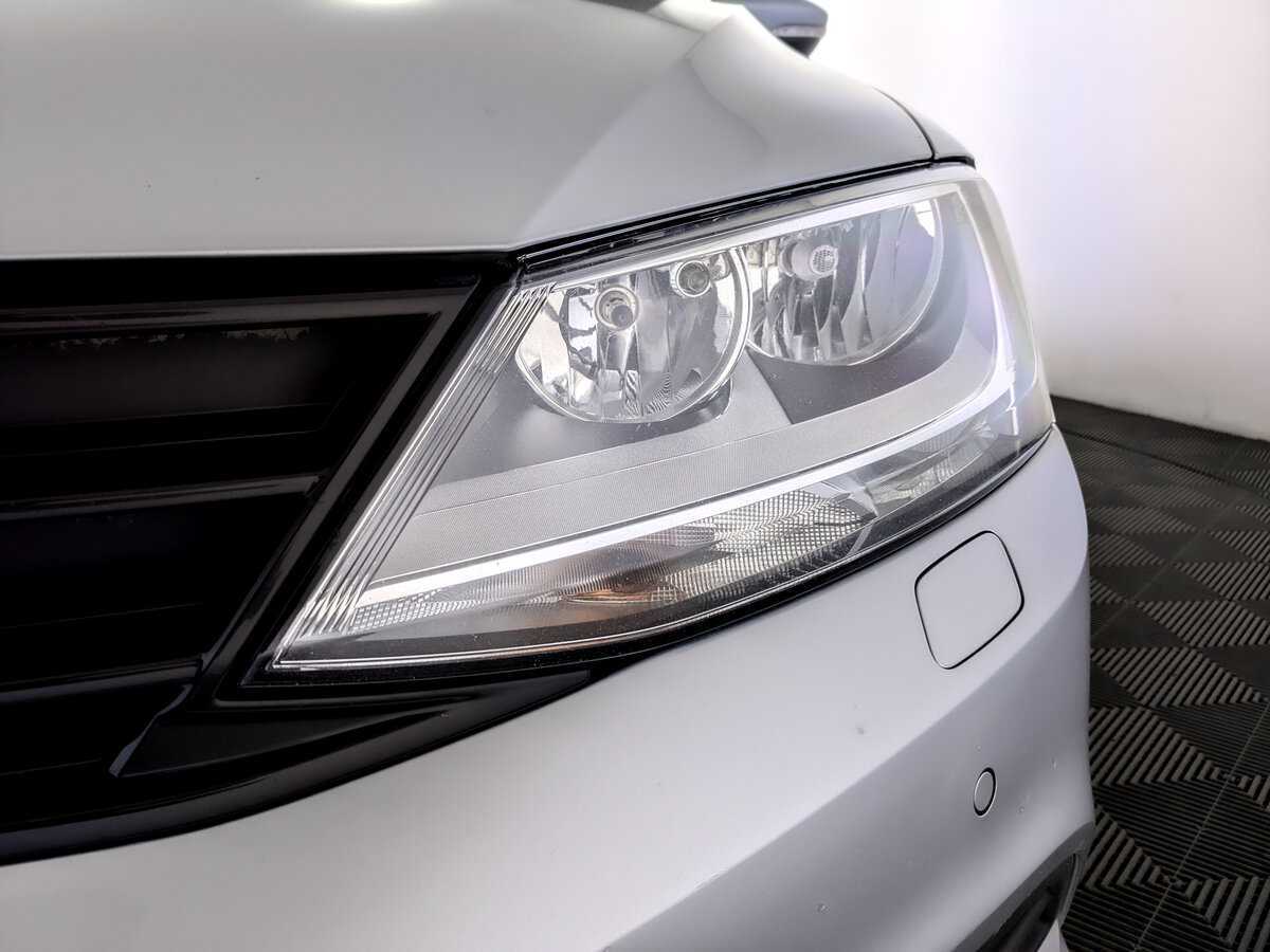 Volkswagen Jetta, 2016 Фото №17