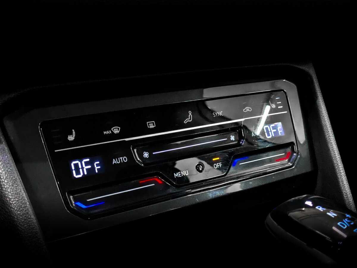 Volkswagen Tiguan, 2021 Фото №22