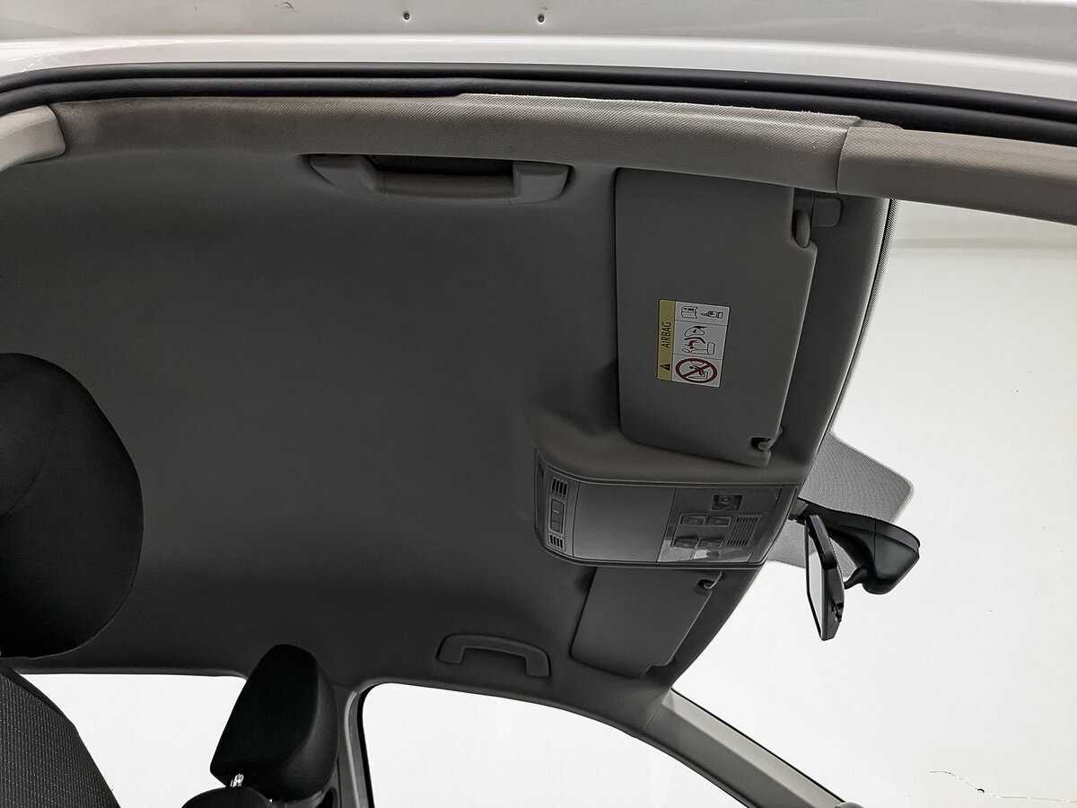 Volkswagen Tiguan, 2021 Фото №21