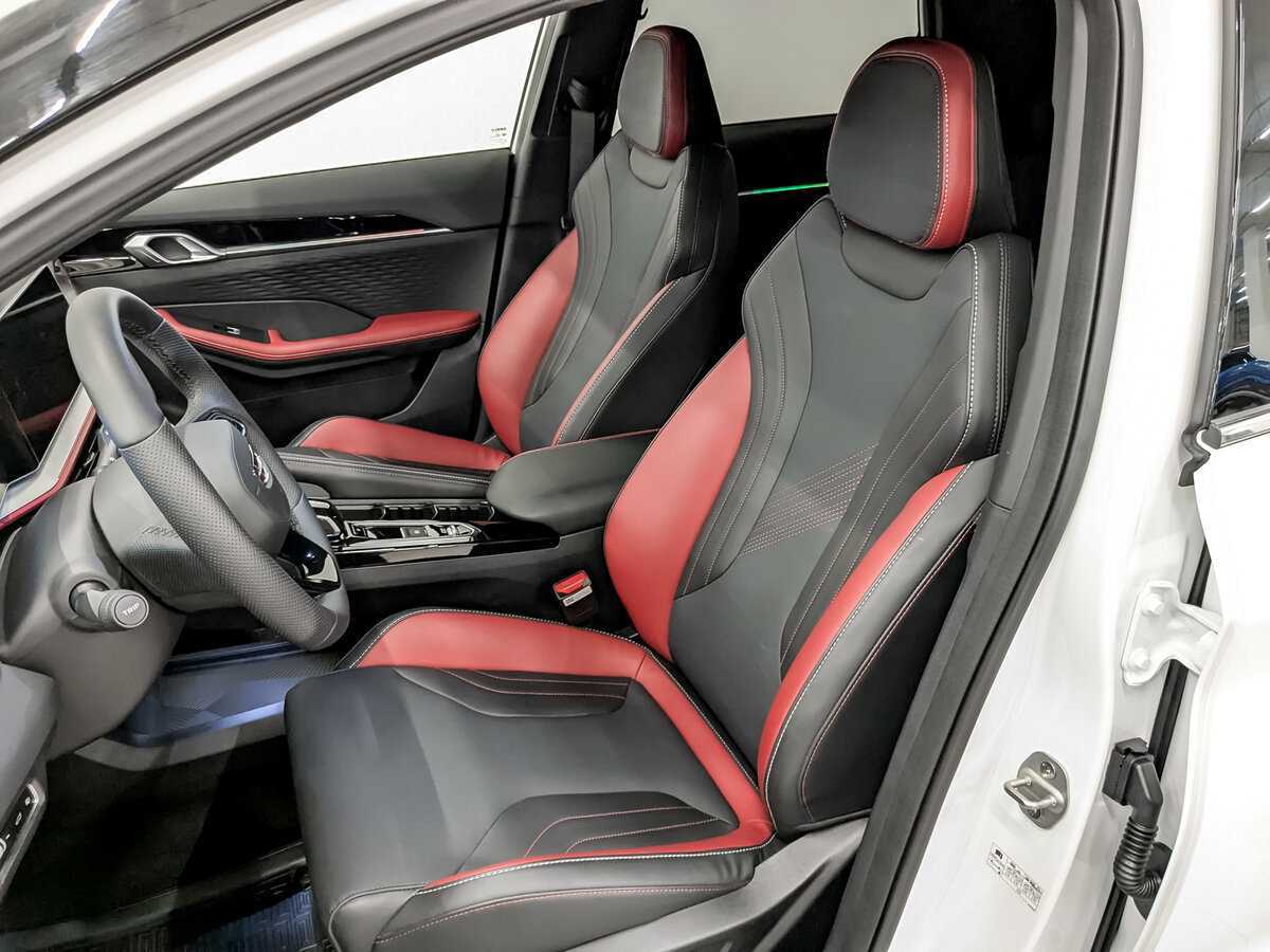 Geely Coolray, 2024 Фото №17