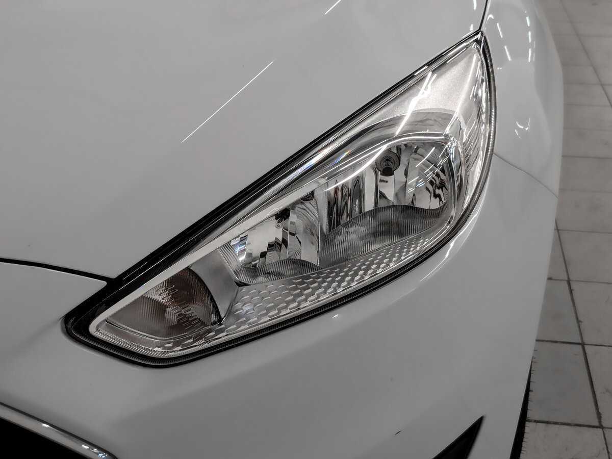 Ford Focus, 2018 Фото №17