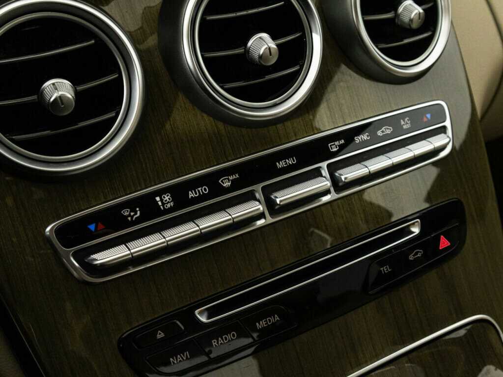 Mercedes-Benz C-Класс 180, 2015 Фото №16