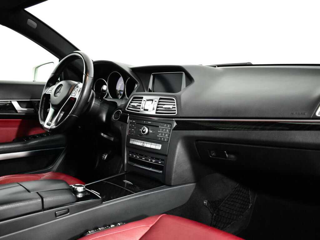 Mercedes-Benz E-Класс 250, 2016 Фото №9