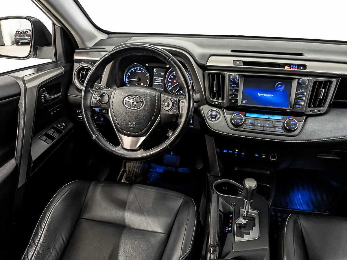 Toyota RAV4, 2017 Фото №24