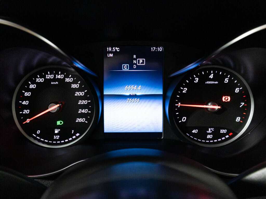 Mercedes-Benz C-Класс 180, 2019 Фото №12