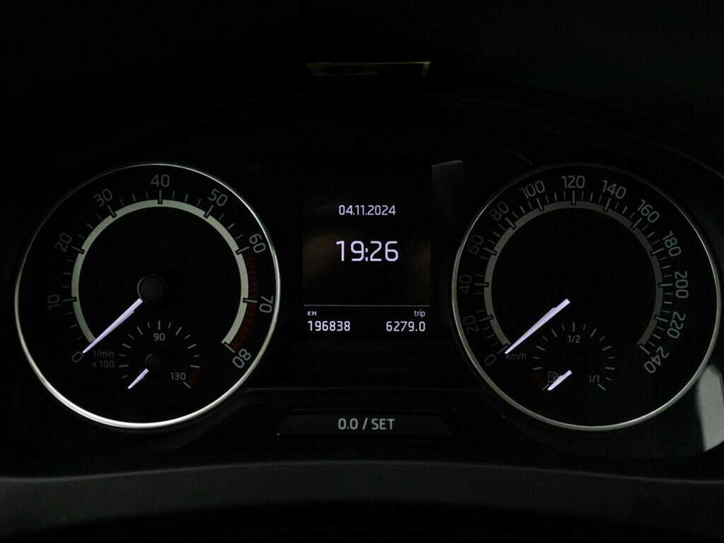 Skoda Rapid, 2016 Фото №12