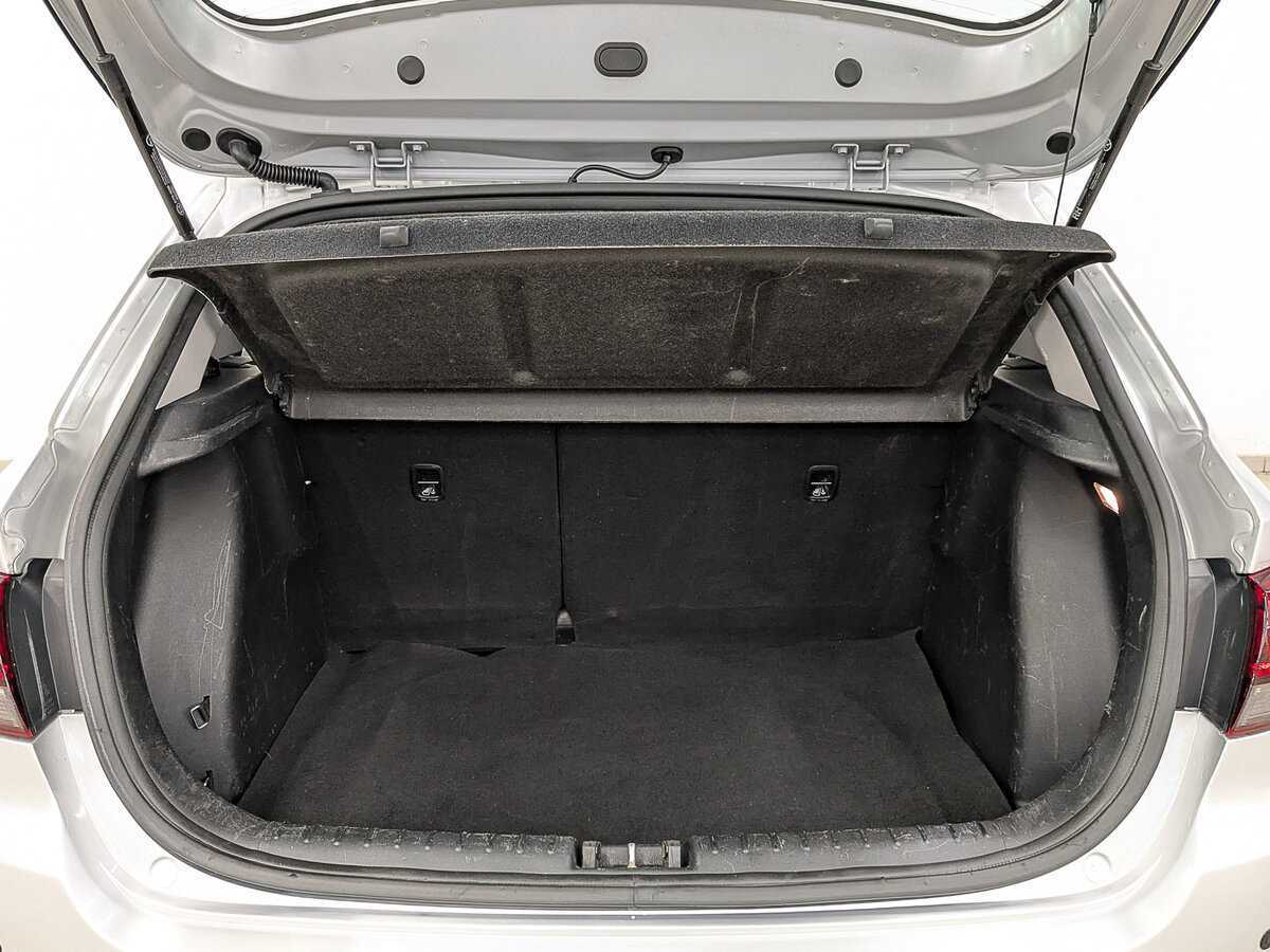 Kia Rio X-Line, 2020 Фото №10