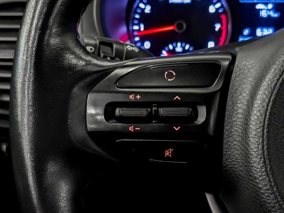 Kia Rio X-Line, 2020 Фото №26