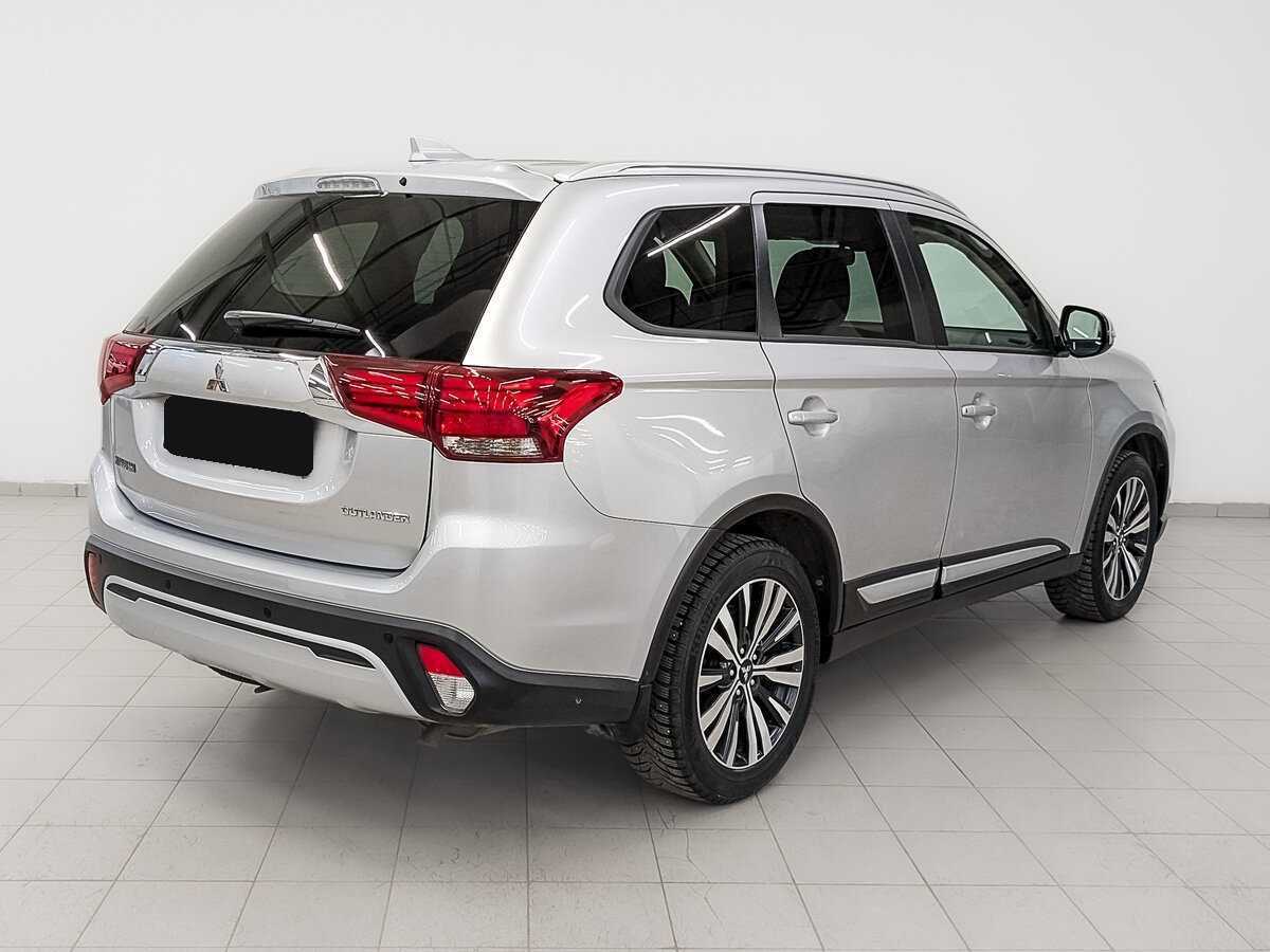 Mitsubishi Outlander, 2020 Фото №5