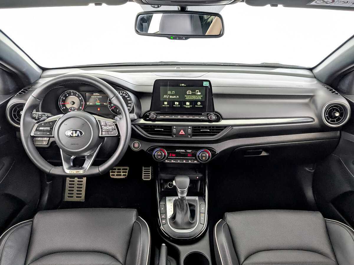 Kia Cerato, 2022 Фото №14