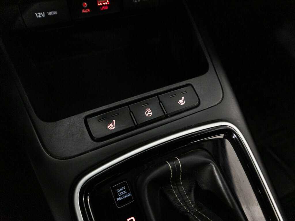 Kia Rio X-Line, 2019 Фото №15