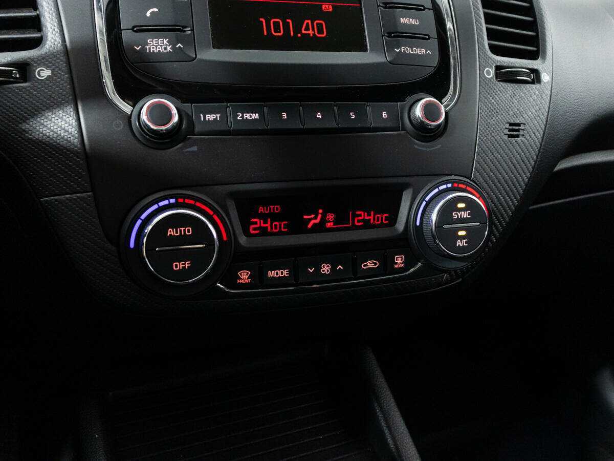 Kia Cerato, 2018 Фото №16