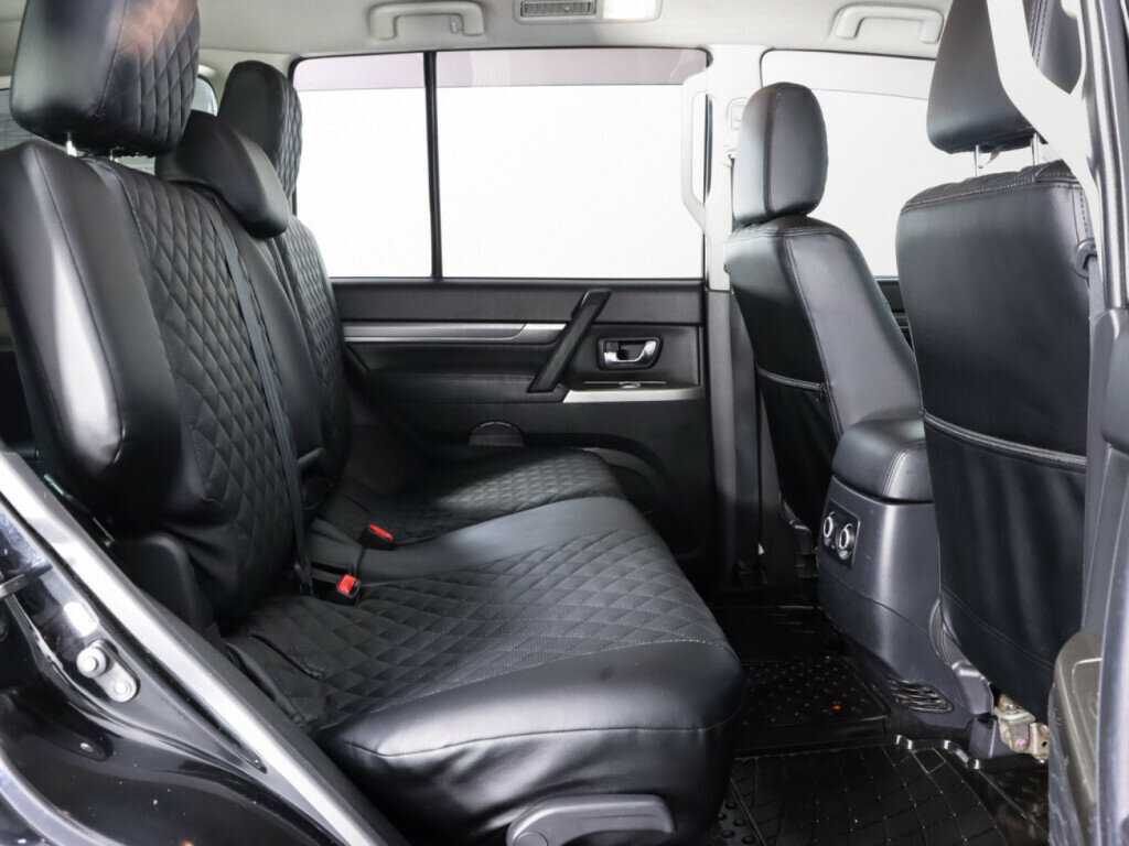 Mitsubishi Pajero, 2013 Фото №19