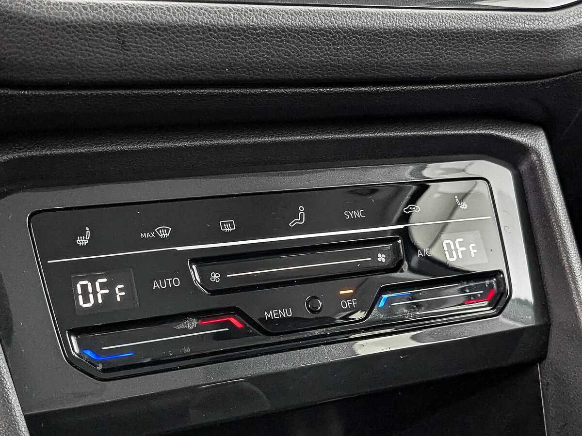 Volkswagen Tiguan, 2021 Фото №23