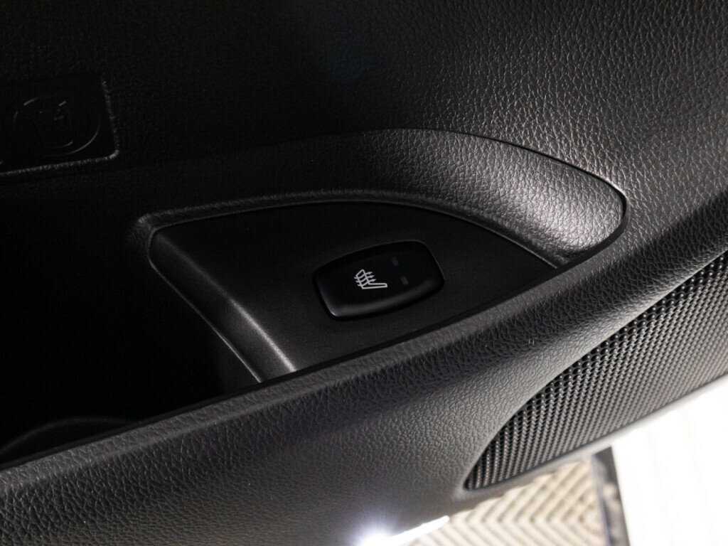 Mitsubishi Pajero Sport, 2018 Фото №21