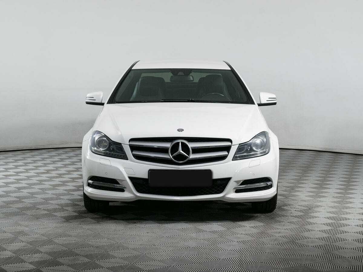 Mercedes-Benz C-Класс 180, 2014 - 79 626 км. | Фото №2