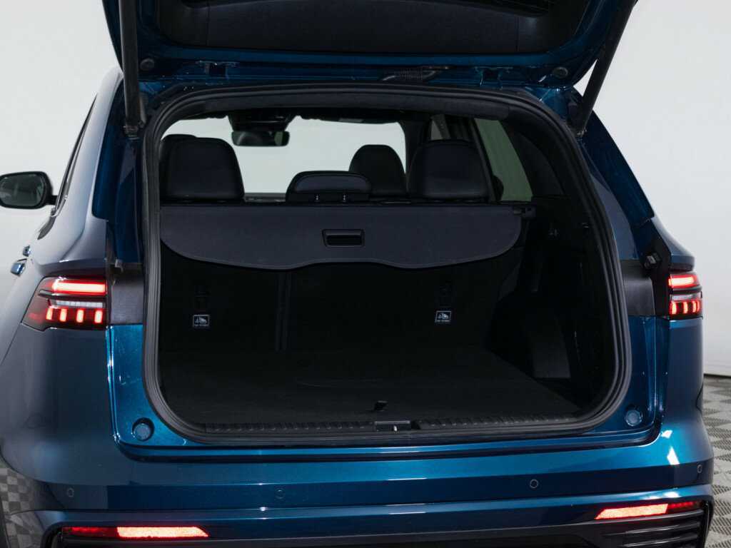 Geely Monjaro, 2022 Фото №7