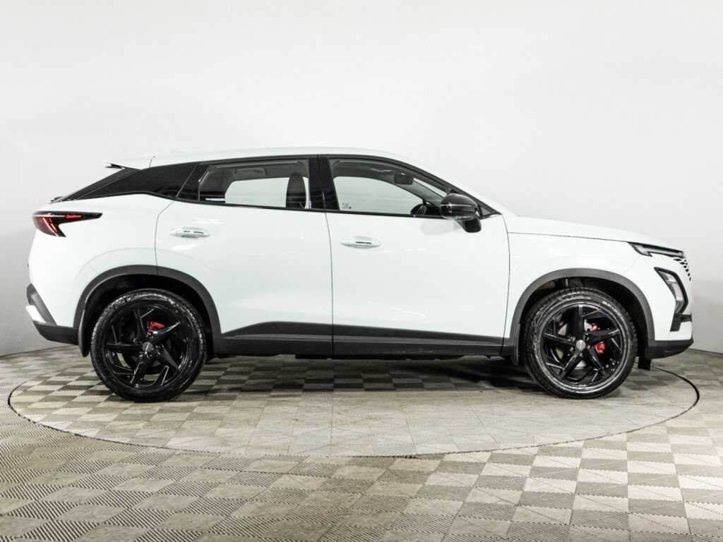 Omoda C5, 2023 - 11 565 км. | Фото №4