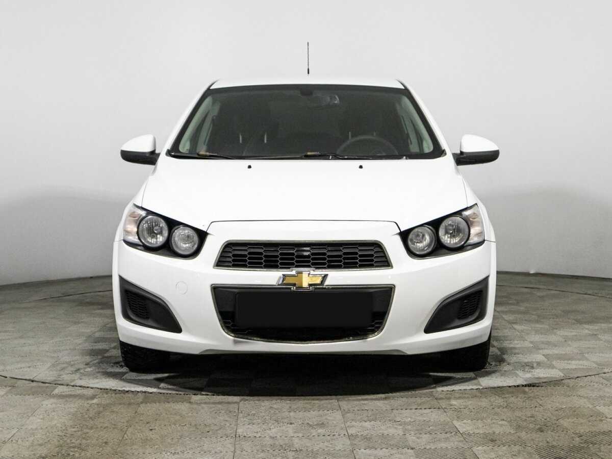 Chevrolet Aveo, 2015 Фото №2